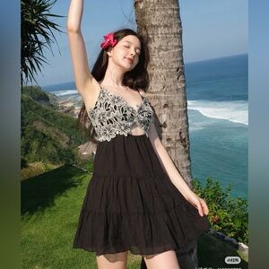 Floral Lace Linen-Blend Cami Dress – One Size (Stretchy)